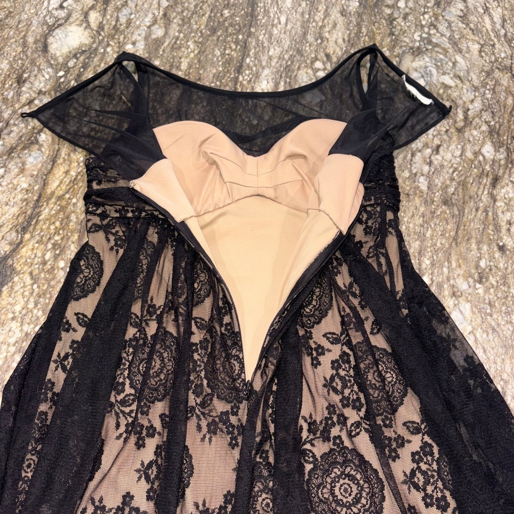 Dark Fairy Lace Overlay Sleeveless Cocktail Dress Womens 4 Black London‎ Times - Picture 9 of 11